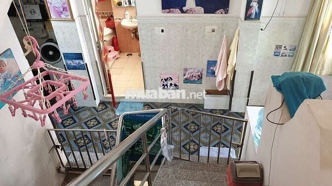 Nhà 3lầu:5,6(nở hậu 6,9)x14,1 hẻm 778,Tân phú,Q7(củ)