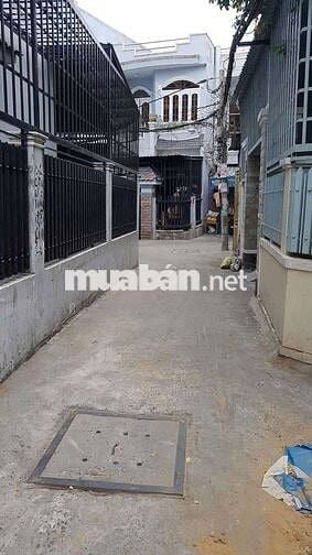 Nhà 3lầu:5,6(nở hậu 6,9)x14,1 hẻm 778,Tân phú,Q7(củ)