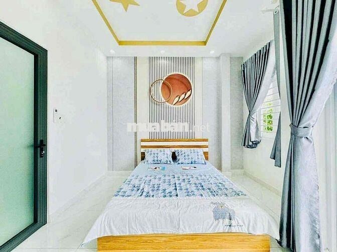 Bán Nhà Thống Nhất, Thủ Đức- 40m2- hẻm xe hơi - giá 2tỷ150tr.