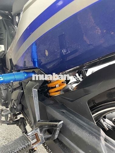 xe nhà chạy kỹ . muốn đổi xe nên để lại cho người