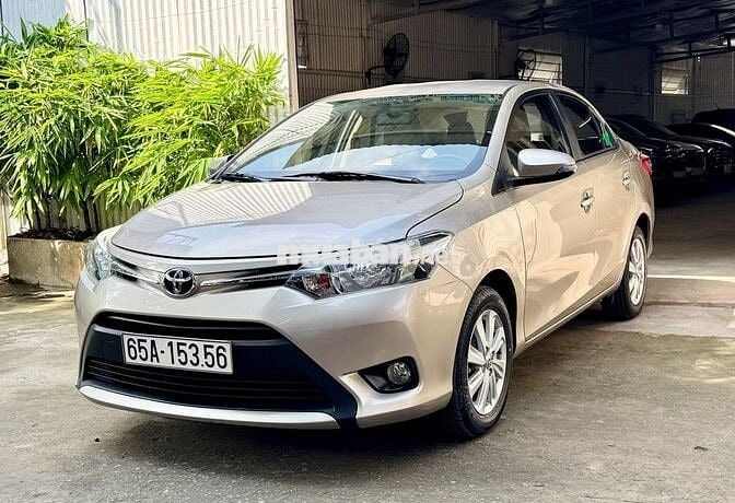Toyota Vios số sàn 2018 mới  36000 km một chủ