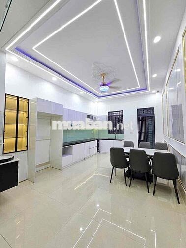 Nhà 2 lầu 1 trệt Bình Chuẩn,Gần ngã tư miễu ông cù,có nội thất