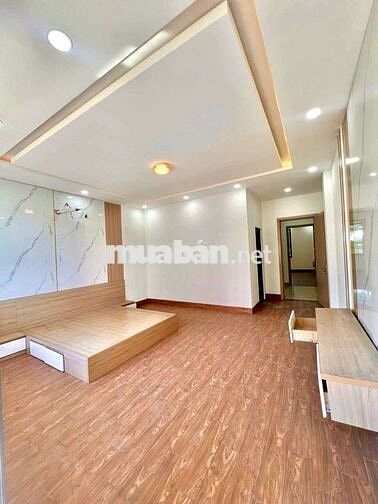 Nhà đẹp y hình 5 x 20 có 5pn 6wc sân thượng