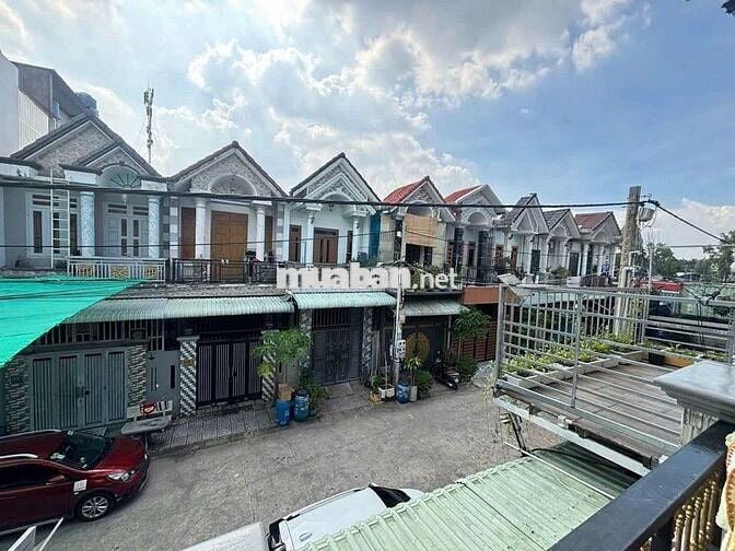 Cho thuê nhà Lầu Trệt gần Trung tâm y tế Dĩ An