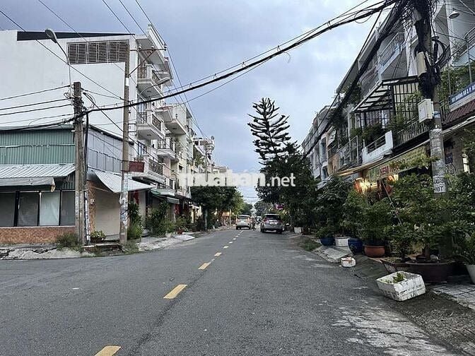 MẶT TIỀN ĐƯỜNG VIEW CÔNG VIÊN CÂY XANH TIỆN LỢI CHO SỨC KHỎE