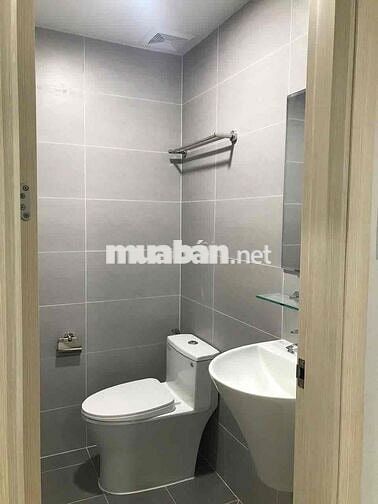 Cho thuê căn hộ 60m2 2PN2WC, phòng khách rộng. View landmark81 thoáng