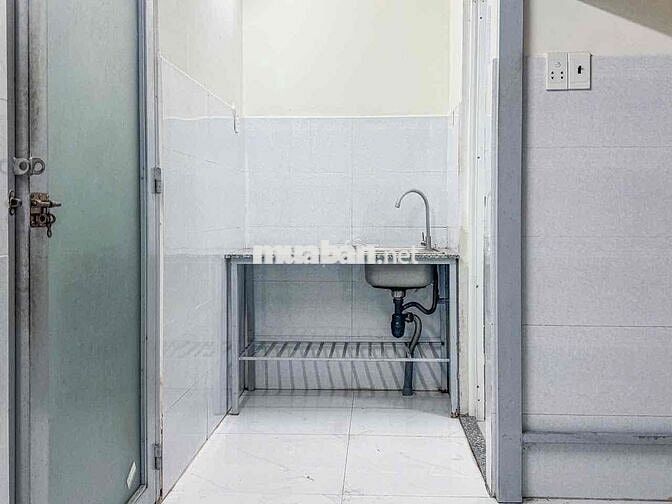 TRỌ AN NINH GIÁ MỀM GẦN SÁT UTE NGÃ TƯ THỦ ĐỨC HOÀNG DIỆU 2