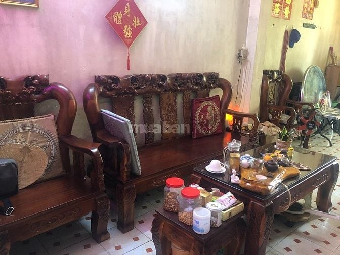 Cho thuê tầng trệt làm văn phòng đại diện, kho nhỏ tại Kênh Tân Hóa