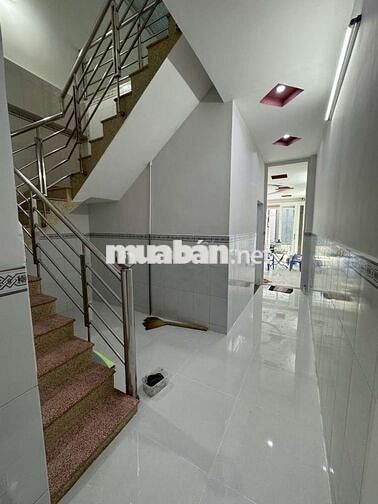 Nhà to giá rẻ , trung tâm Bình Tân , Lê Tấn Bê , 100m2