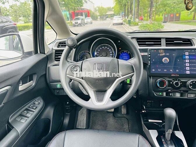 Honda Jazz 2018 V - 70000 km