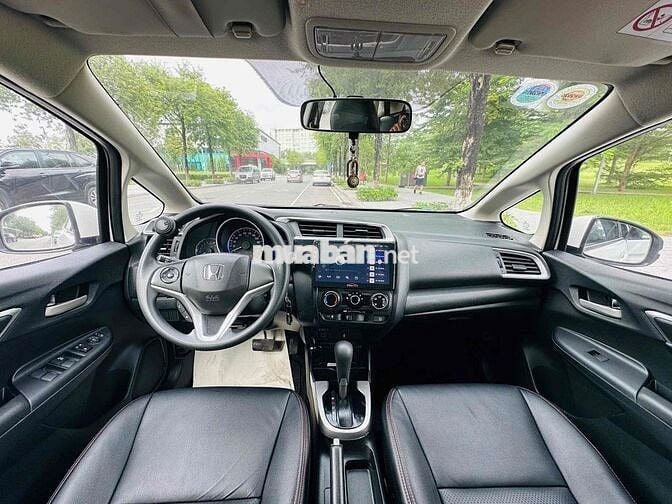 Honda Jazz 2018 V - 70000 km