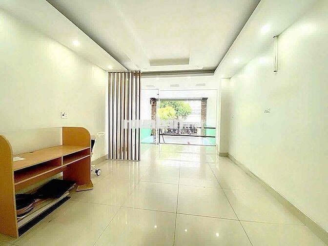 MẶT TIỀN BÌNH THỚI Q.11 CÓ PN HẦM XE LỀ ĐƯỜNG 4M