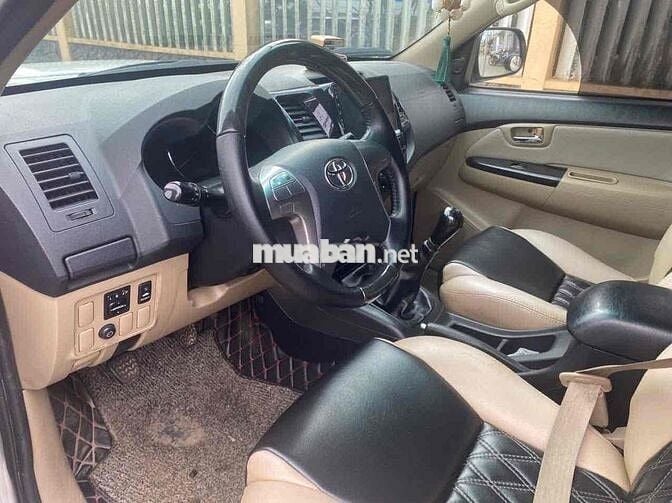 Toyota Fortuner 2015 mấy dầu xe 1 chủ mua mới zin