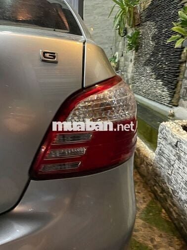 Toyota Vios G 2011 số tự động màu bạc