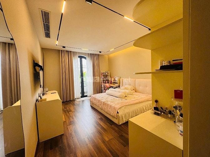 BÁN NHÀ HXH ĐƯỜNG NGUYỄN TRỌNG TUYỂN, Q. TÂN BÌNH 