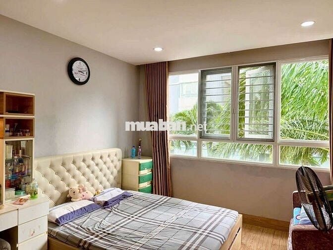 Tầng thấp, căn hộ Him Lam Chợ Lớn DT 90m2, tặng nội thất cao cấp