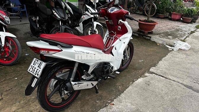 Honda Wave i 125 thái 2019 trắng đỏ ( hỗ trợ góp )