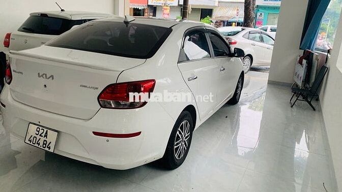 Kia Soluto 1.4 AT Delux 2024 màu trắng