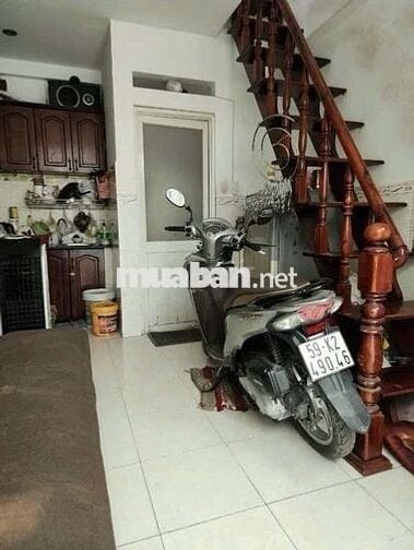 Nhà Trung Tâm Q6 , lô góc thoáng , hẻm thông 4m , Không LG , P14