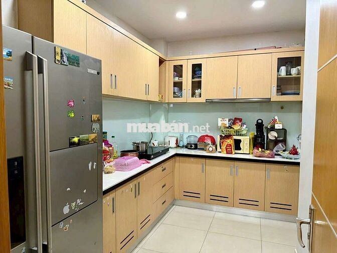 Tầng thấp, căn hộ Him Lam Chợ Lớn DT 90m2, tặng nội thất cao cấp