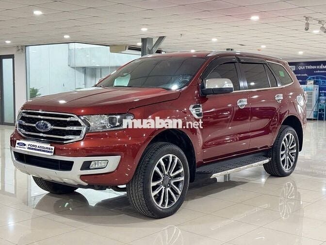 Ford Everest Titan 2020 số tự động