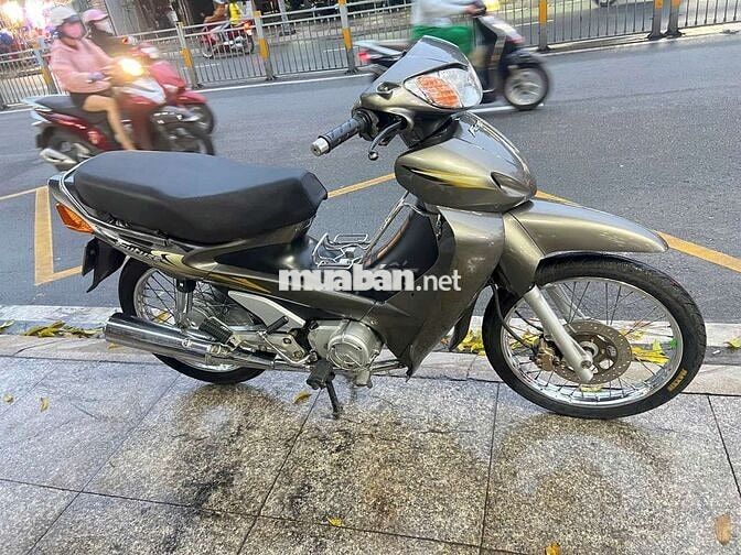 Future 2002 zin nguyên bản mới 90% biển số thành p