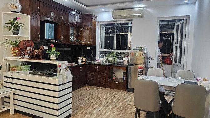 Chính chủ cho thuê căn hộ chung cư B10 Nam Trung Yên 72m2