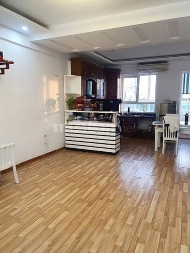 Chính chủ cho thuê căn hộ chung cư B10 Nam Trung Yên 72m2