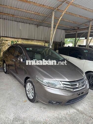 Honda City 2013 1.5 AT - 140000 km