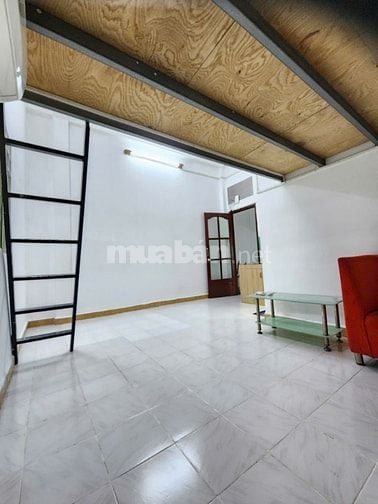 CHO THUÊ CĂN HỘ CÓ GÁC BẾP, WC RIÊNG GẦN SÂN BAY TSN Q TÂN BÌNH