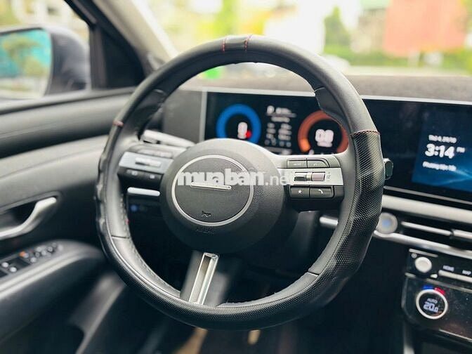 Hyundai Tucson 2.0 Tiêu chuẩn 2025 -3000 km