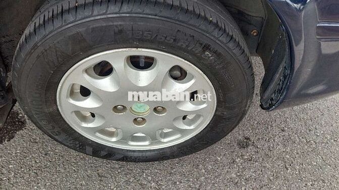 Ford laser Deluxe 1.6 MT 2000 - Đẹp siêu phẩm