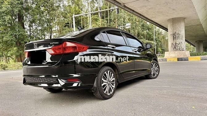 240 2017 1.5 TOP - 138686 km