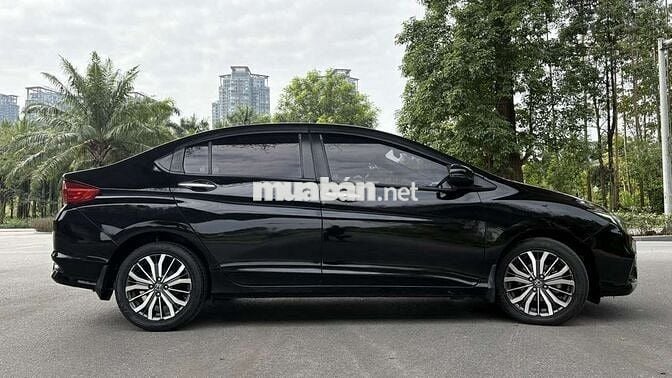 240 2017 1.5 TOP - 138686 km