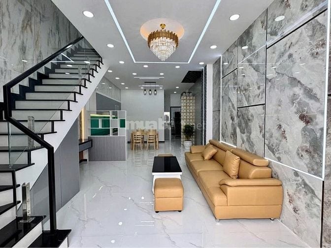 Nhà xây sẵn , cần bán nhanh trong tháng 10