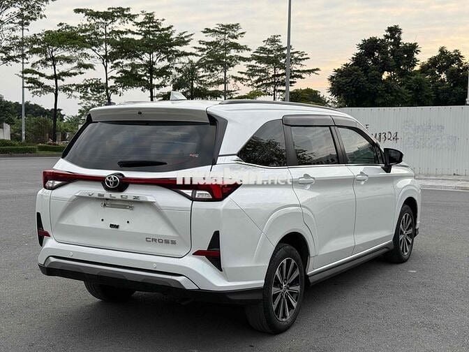 Toyota Veloz Cross 2022 CVT - 71000 km