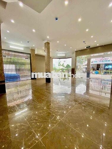 CHO THUÊ NHÀ GÓC 2 LẦU + SÂN THƯỢNG KHU DÂN CƯ NAM LONG