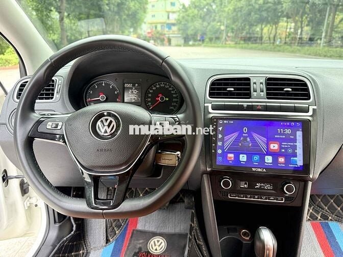 Volkswagen Polo 1.6 AT 2015