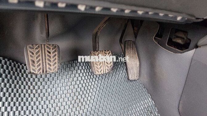 Ford laser Deluxe 1.6 MT 2000 - Đẹp siêu phẩm