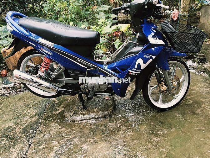 Xe máy Yamaha Sirius màu xanh dương số sàn