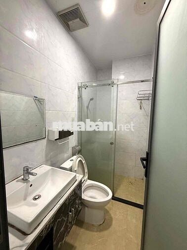 nhà full Nội Thất 3 lầu 4 phòng ngủ 3wc sân thượng, hẻm 6m thông