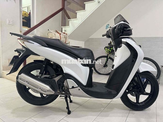sh150i nhập ý sm106 màu trắng đen
