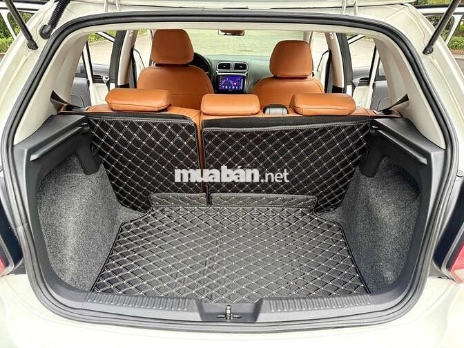 Volkswagen Polo 1.6 AT 2015