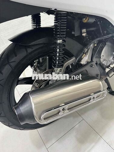 sh150i nhập ý sm106 màu trắng đen