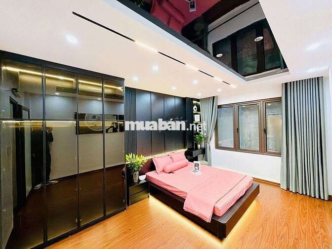 GIÁ 7.38 TỶ! NHÀ LINH QUANG - ĐỐNG ĐA: 32M², 5 TẦNG - 30M RA HỒ!