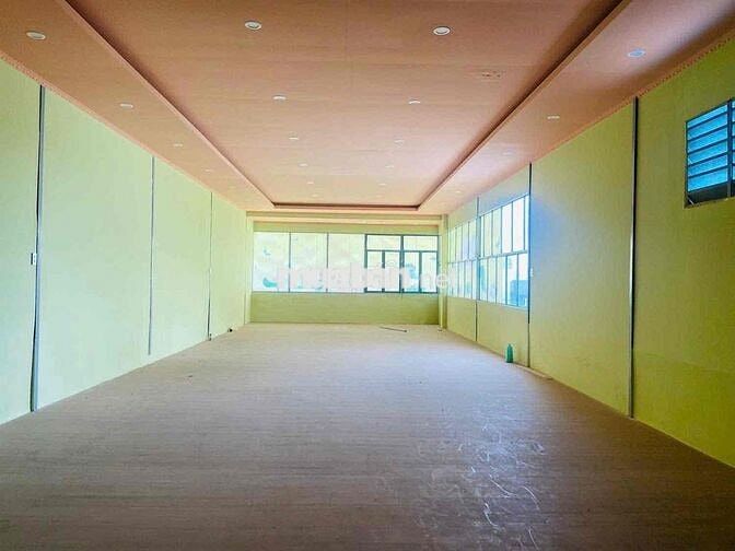 Cho thuê nhà trệt lầu mặt tiền đường Nguyễn Văn Cừ gần CMT8