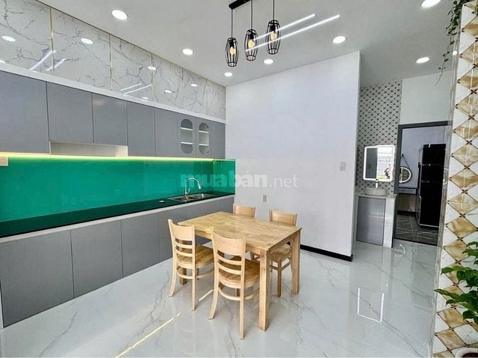 Nhà xây sẵn , cần bán nhanh trong tháng 10