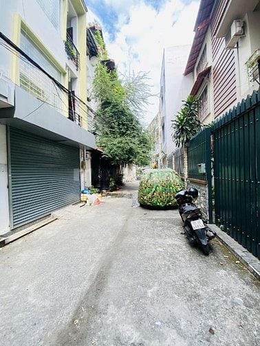 Hẻm rộng 5m. Căn 51.2m² Phan Văn Trị, Bình Thạnh. Xây trệt 3 lầu, SHR