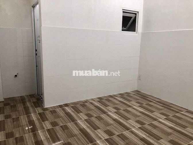 Phòng máy lạnh sạch đẹp giáp Q10, gần vòng xoay Lê Đại Hành