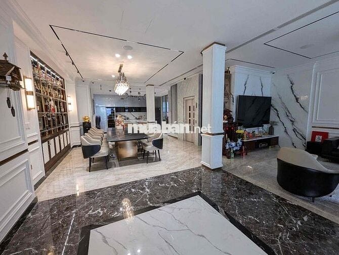 Bán nhà nhà ngang 8m Đường Nguyễn Trọng Tuyển Quận Tân Bình